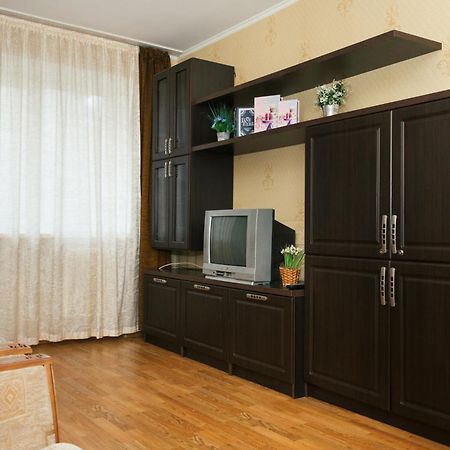 2 Room In Centre On Troitskaya 3 Floor Sumy Exterior photo