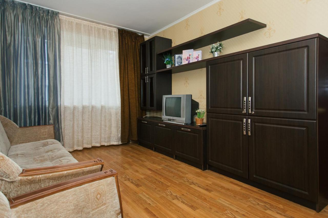 2 Room In Centre On Troitskaya 3 Floor Sumy Exterior photo