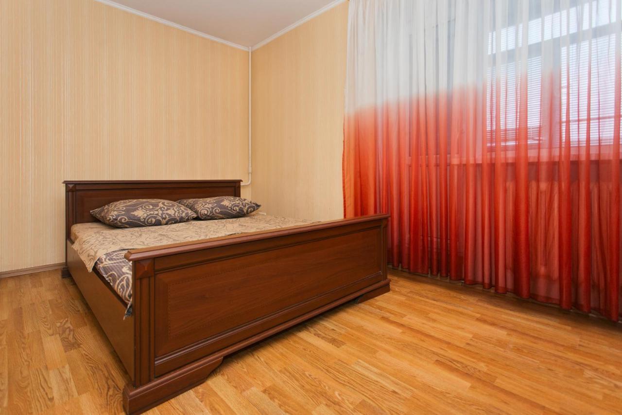 2 Room In Centre On Troitskaya 3 Floor Sumy Exterior photo