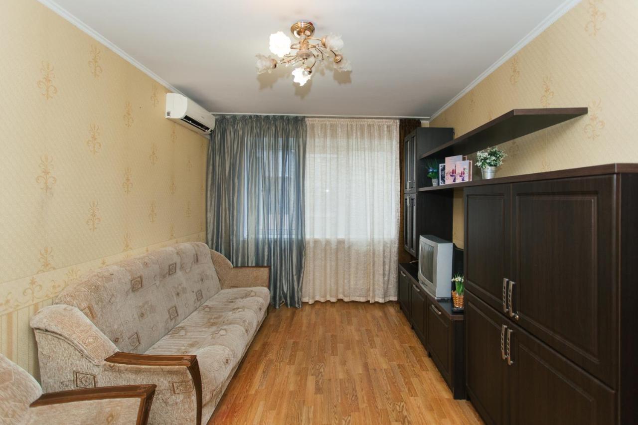 2 Room In Centre On Troitskaya 3 Floor Sumy Exterior photo