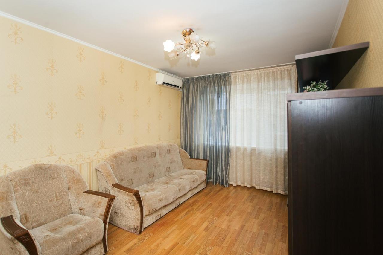 2 Room In Centre On Troitskaya 3 Floor Sumy Exterior photo