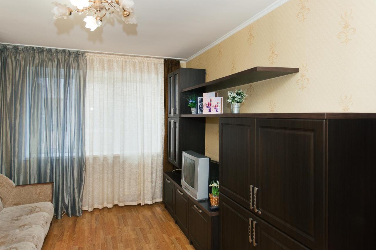 2 Room In Centre On Troitskaya 3 Floor Sumy Exterior photo