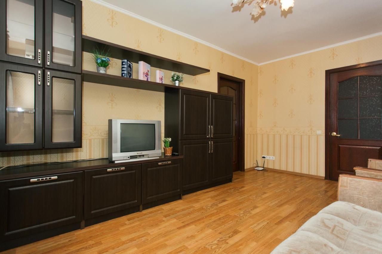 2 Room In Centre On Troitskaya 3 Floor Sumy Exterior photo