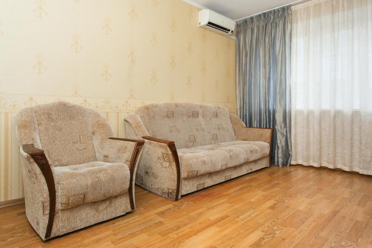 2 Room In Centre On Troitskaya 3 Floor Sumy Exterior photo